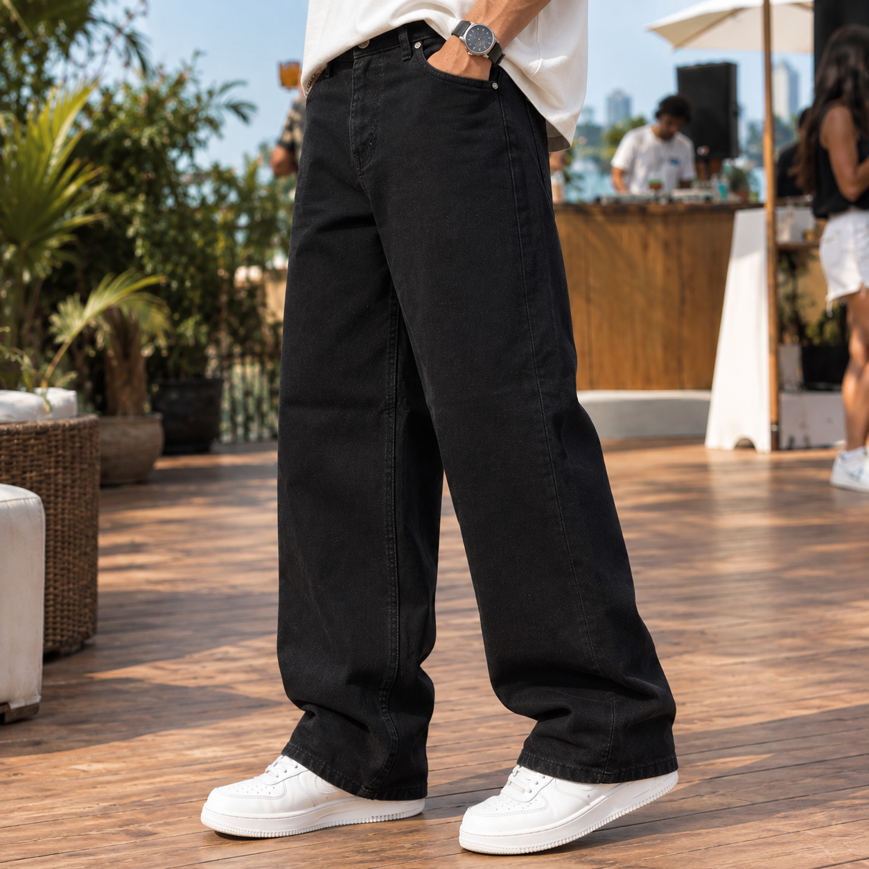 Black Wide-Leg Relaxed Fit Jeans